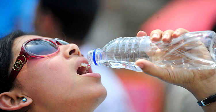 প্রচন্ড তাপমাত্রায় যা করে সুস্থ থাকবেন 