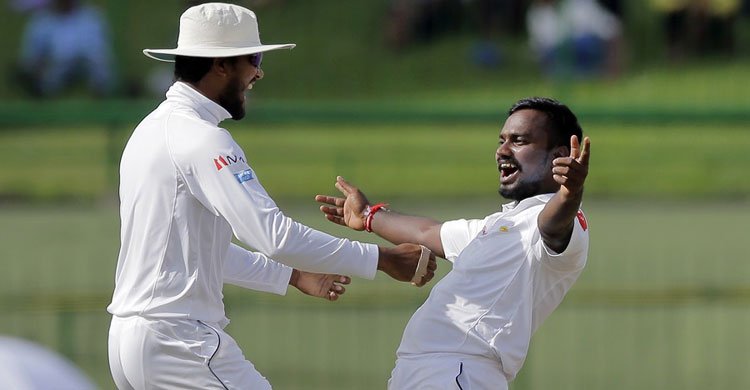 শেষ বিকেলে ভারতের ওপর চেপে বসল শ্রীলঙ্কা