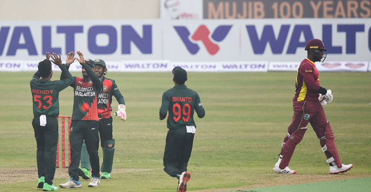 ১২২ রানেই ওয়েস্ট ইন্ডিজকে থামিয়ে দিল টাই