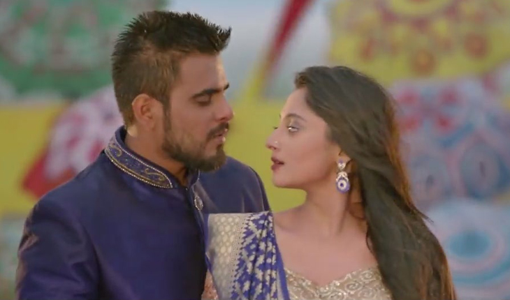 প্রেমের বাক্স খুললেন সিয়াম-পূজা