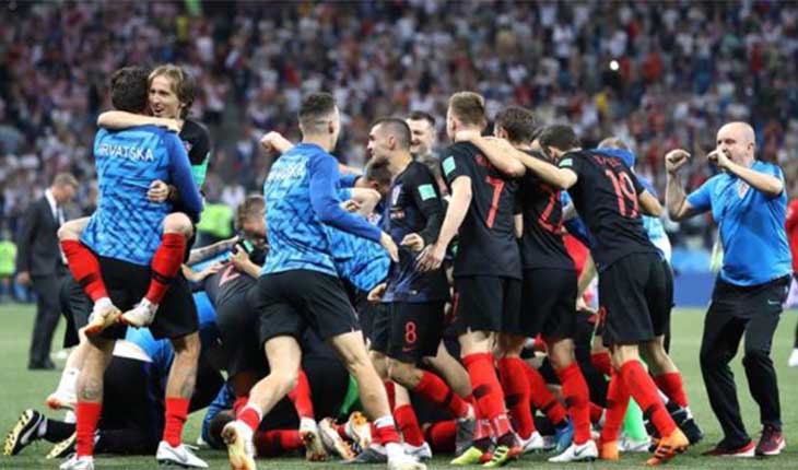 ডেনমার্ককে ৩-২ গোলে হারিয়ে কোয়ার্টার ফাই