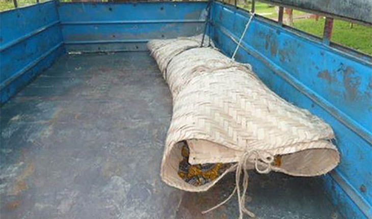 ঠাকুরগাঁওয়ে গৃহবধুর ঝুলন্ত লাশ উদ্ধার