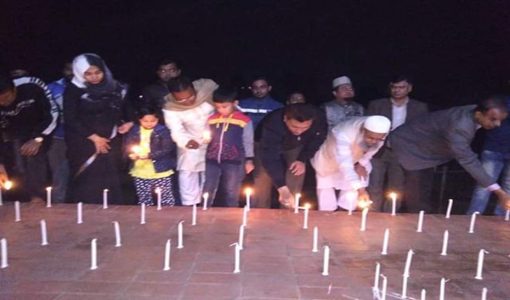 শহীদ বুদ্ধিজীবী দিবসে কালিহাতীতে মোমবাতি