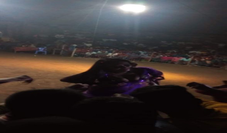 নীলফামারীতে চলছে অশ্লীল সার্কাস সরকারি ন