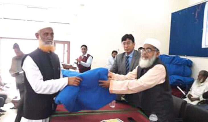 ঘাটাইলে মুক্তিযোদ্ধাদের মাঝে কম্বল বিতরন