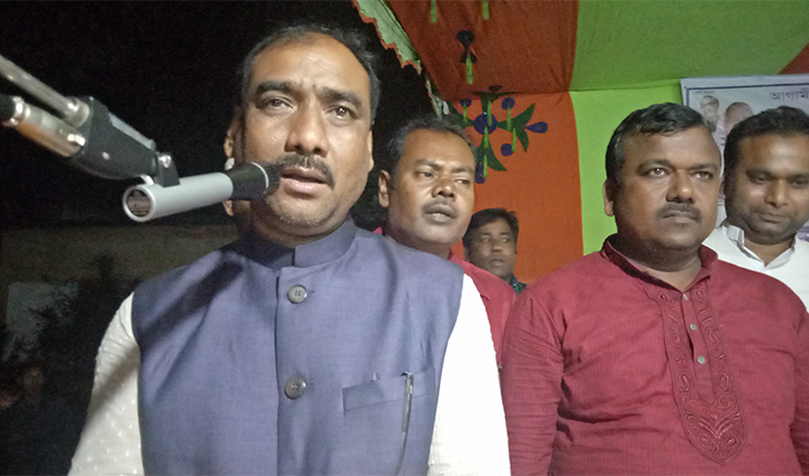  নাগরপুরে নৌকা প্রার্থীর কুদরত আলী ব্যস্