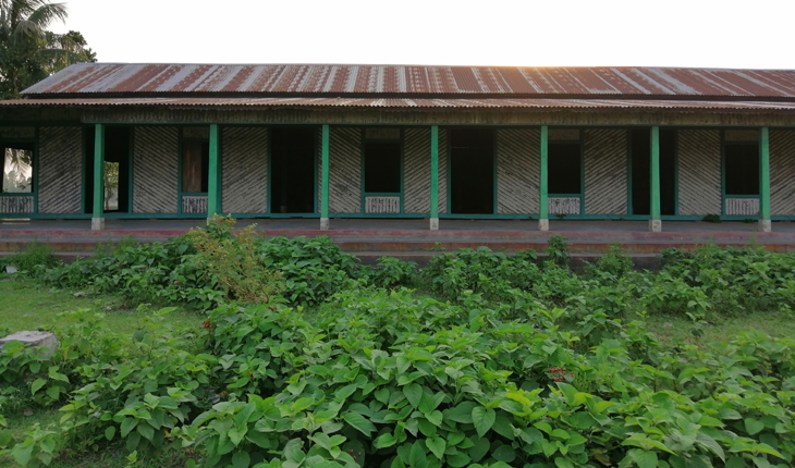 &lsquo;&lsquo;মসজিদ আছে কিন্তু নামাজ পড়ার কেউ নেই !&rsquo;