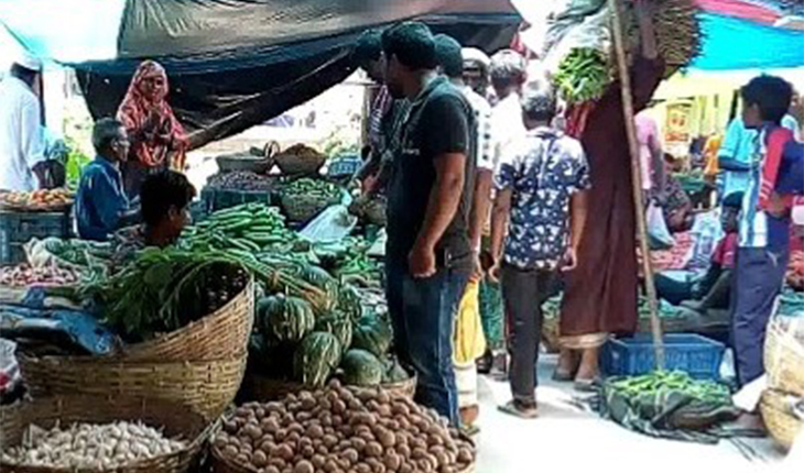 ভূঞাপুরে রমজানে দ্রব্যমূল্য নিয়ে ক্রেতা