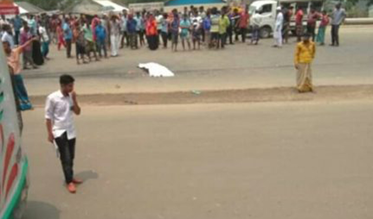 টাঙ্গাইলে পৃথক সড়ক দুর্ঘটনায় গৃহবধূসহ নি