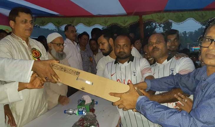 কালিহাতীতে ফুটবল টুর্ণামেন্টের ফাইনাল খে