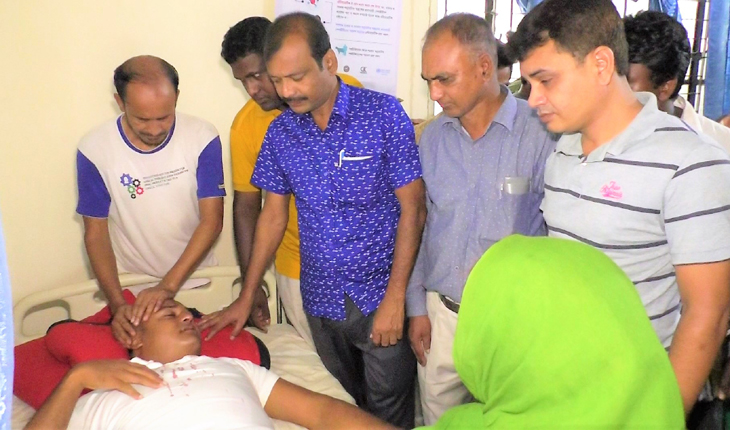 মিঠাপুকুরে ইউপি চেয়ারম্যানের উপর দূর্বত্