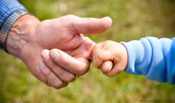 আজ বিশ্ব বাবা দিবস