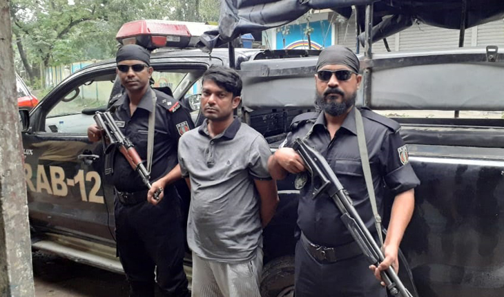 টাঙ্গাইলে ইয়াবাসহ মাদক ব্যবসায়ী গ্রেফতার