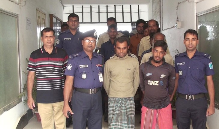 ইলিশ মাছ ধরায় ভুয়া সাংবাদিকসহ ১৯ জনের কা