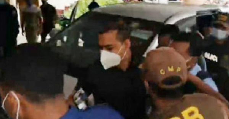 ওসি প্রদীপসহ সাত পুলিশ সদস্য কারাগারে