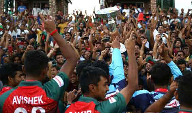 দেশের  ফিরলেন 'বিশ্বজয়ী' বীরেরা