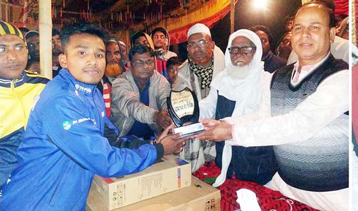 উল্লাপাড়াকে হারিয়ে চাটমোহর চ্যাম্পিয়ন