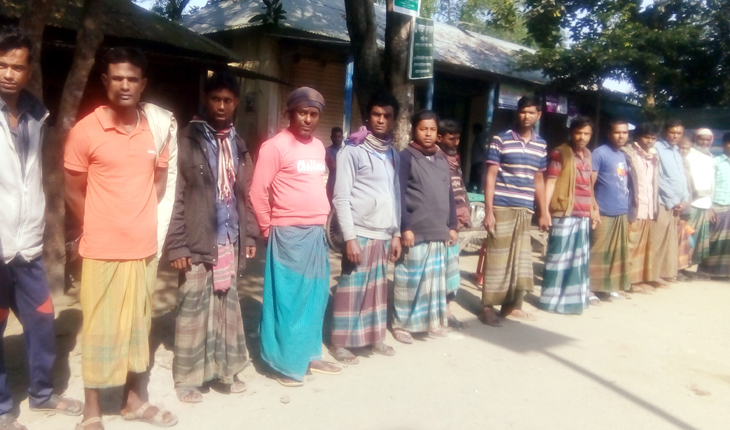 চুরির অপবাদ দিয়ে শিশুকে পিটিয়ে আহত 