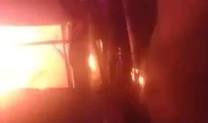 ভোলায় আগুনে ৭ ব্যবসা প্রতিষ্ঠান পুড়ে ছাই