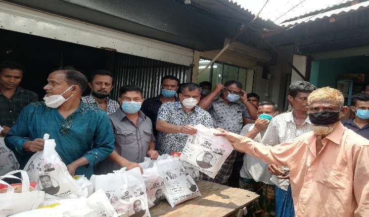 টাঙ্গাইল পৌর এলাকায় ঈদের খাদ্য সামগ্রী ব