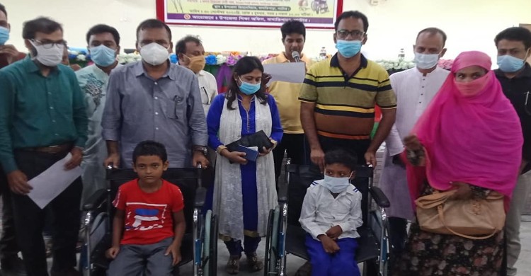 বাগাতিপাড়ায় বিশেষ চাহিদা সম্পন্ন শিশু শি