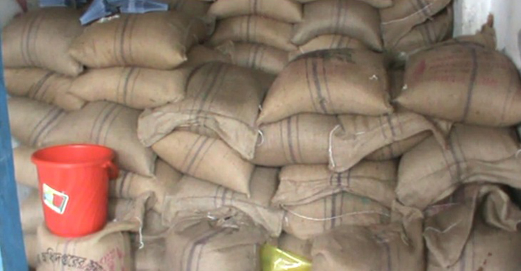 মোরেলগঞ্জে ৩৫ বস্তা চাল জব্দ