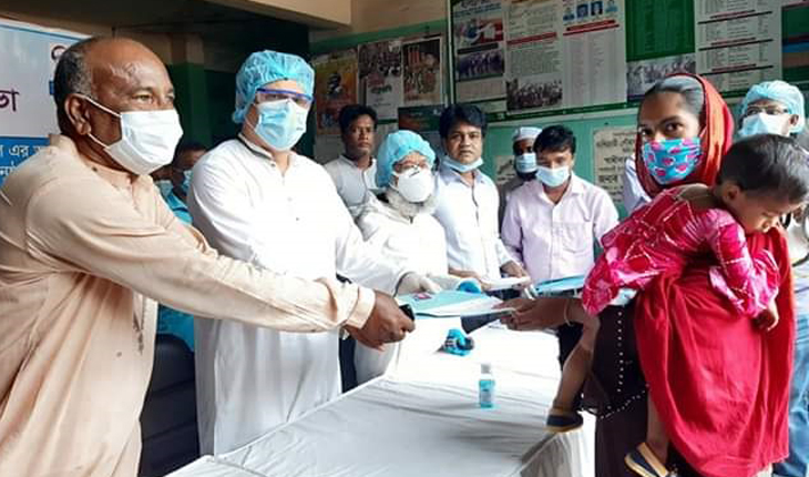 কালিহাতীতে মাতৃত্বকালীন ভাতার টাকা বিতরণ