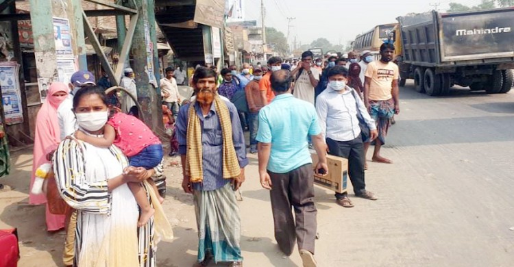 ঢাকা টাঙ্গাইল মহাসড়কের যাত্রীদের চাপ স্ব