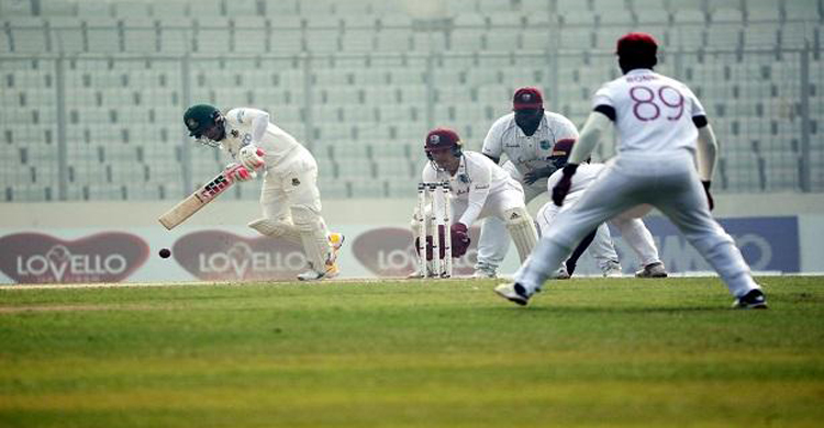 ২৯৬ রানে গুটিয়ে গেল বাংলাদেশ