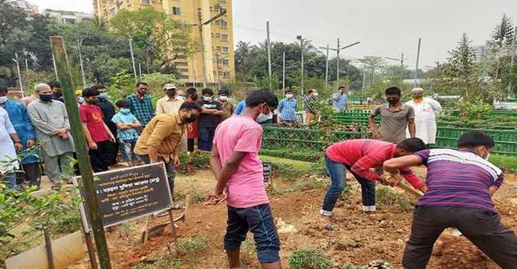 অবশেষে বনানী কবরস্থানেই সমাহিত শাহীন আলম