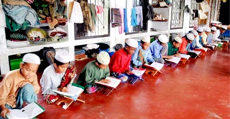 কওমি মাদ্রাসাগুলোয় নির্যাতনের 'বেশিরভাগ