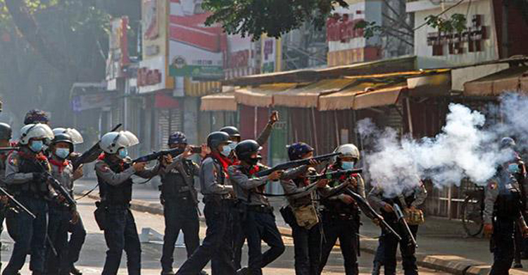 মিয়ানমারে সামরিক সরকারের নিপীড়নে ৫০০ ছাড়