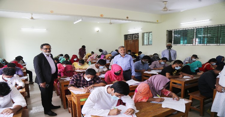 মাভাবিপ্রবিতে ভর্তি পরীক্ষা শান্তিপূর্ণভ