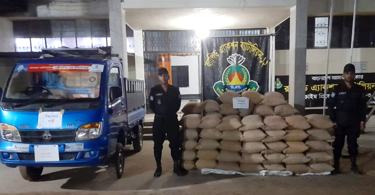 টাঙ্গাইলে ৭৩ বস্তা খাদ্যবান্ধব কর্মসূচির