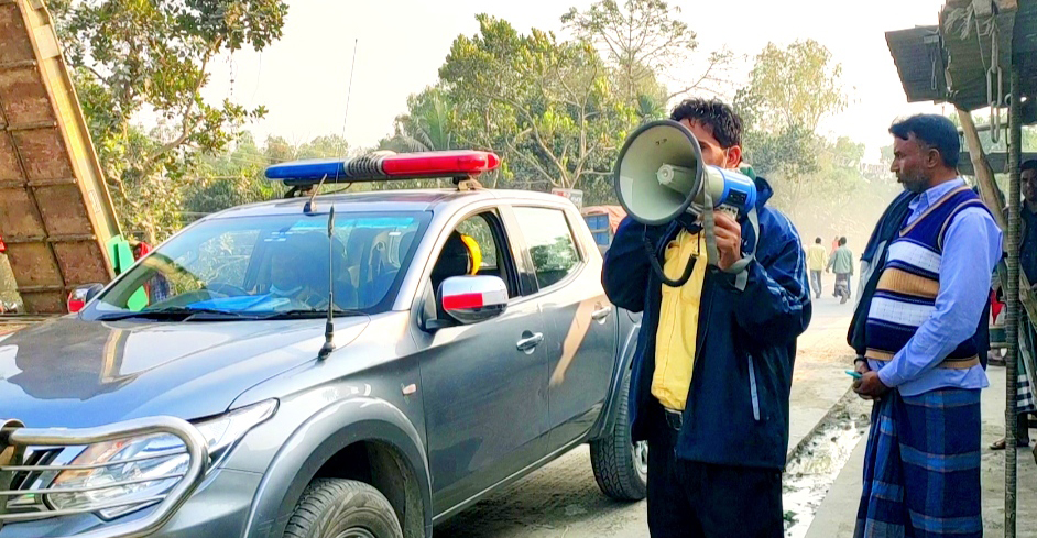 &lsquo;বালুঘাটে সংঘর্ষের পর হঠাৎ অবৈধ স্থাপনা