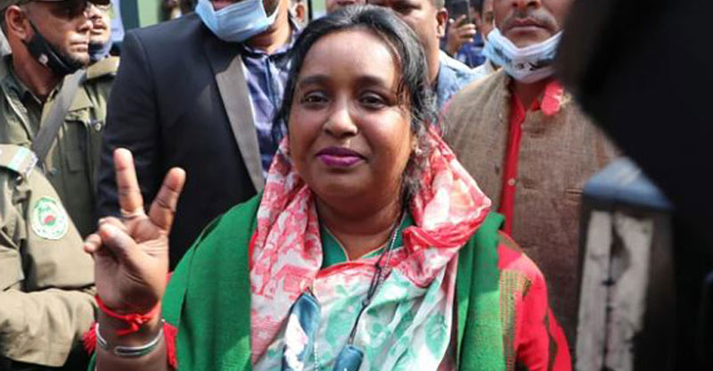 শপথ নিলেন সেলিনা হায়াত আইভী