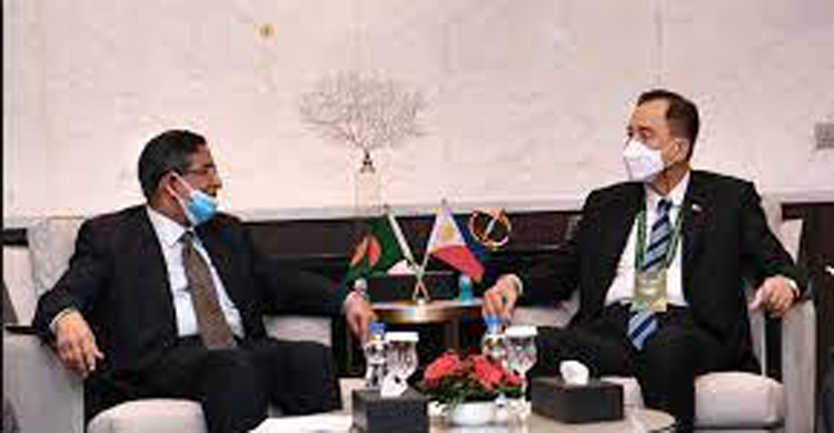 উন্নতমানের আনারস-কলা-চা-ধান উৎপাদনে সহযো