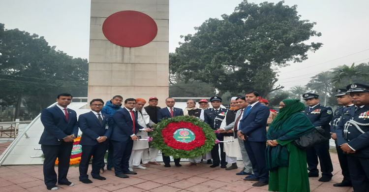 টাঙ্গাইলে নানা কর্মসূচির মধ্য দিয়ে মহান