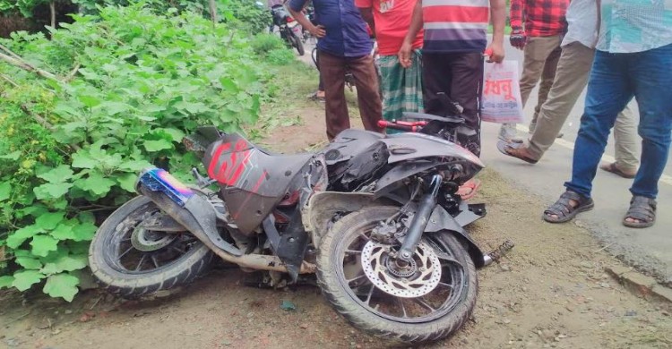 ঘাটাইলে সড়ক দূর্ঘটনায় নিহত ১