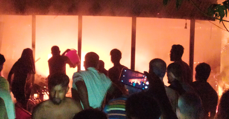 ধনবাড়ীতে অগ্নিকান্ডে পুড়ে গেল গোয়ালসহ গর