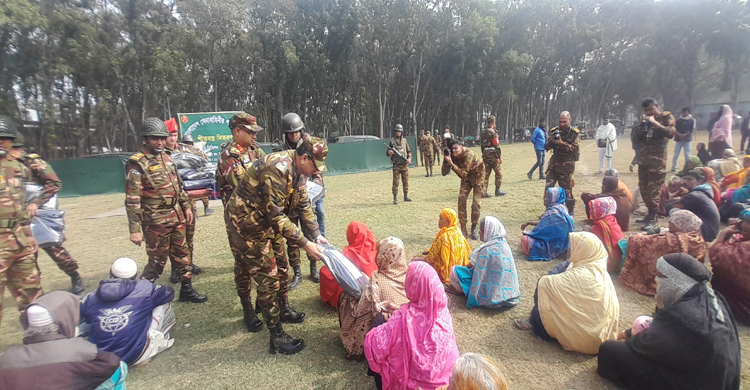 নাগরপুরে সেনাবাহিনীর শীতবস্ত্র বিতরণ