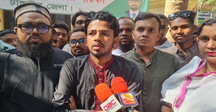 আমরা অন্তর্বর্তী সরকারকে নির্বাচনের সময়স