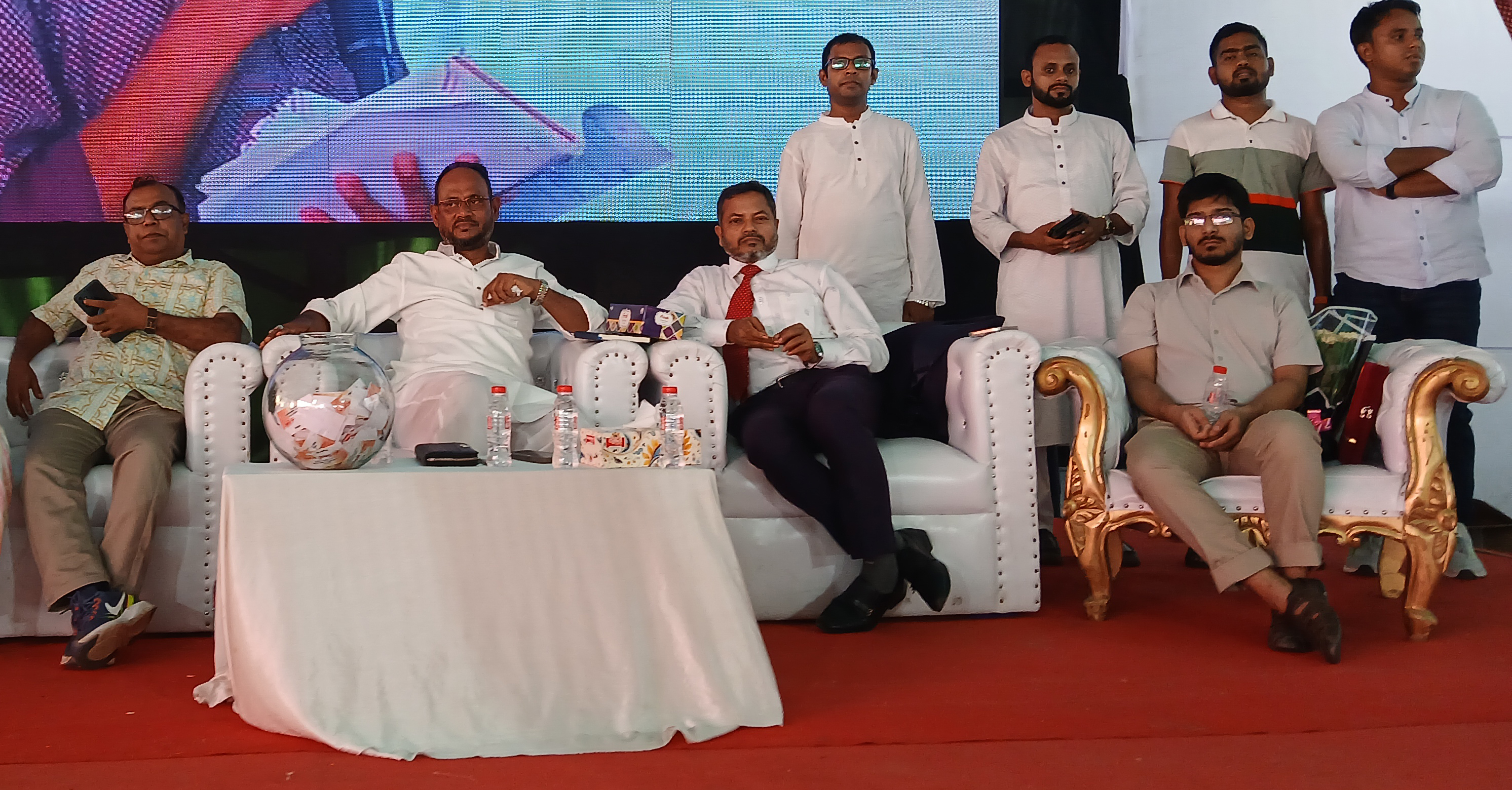 কিশোর গ্যাং যাতে কেউ পরিচালনা করতে না পা