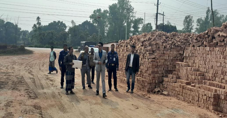 টাঙ্গাইলে তিন ইটভাটা মালিককে সাড়ে ৪লাখ ট