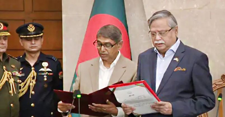 মন্ত্রী হলেন আহমেদ আযম খান